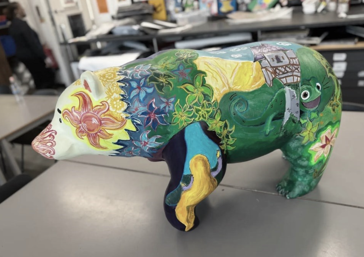 DGGS Joins the Dartford Bear Hunt